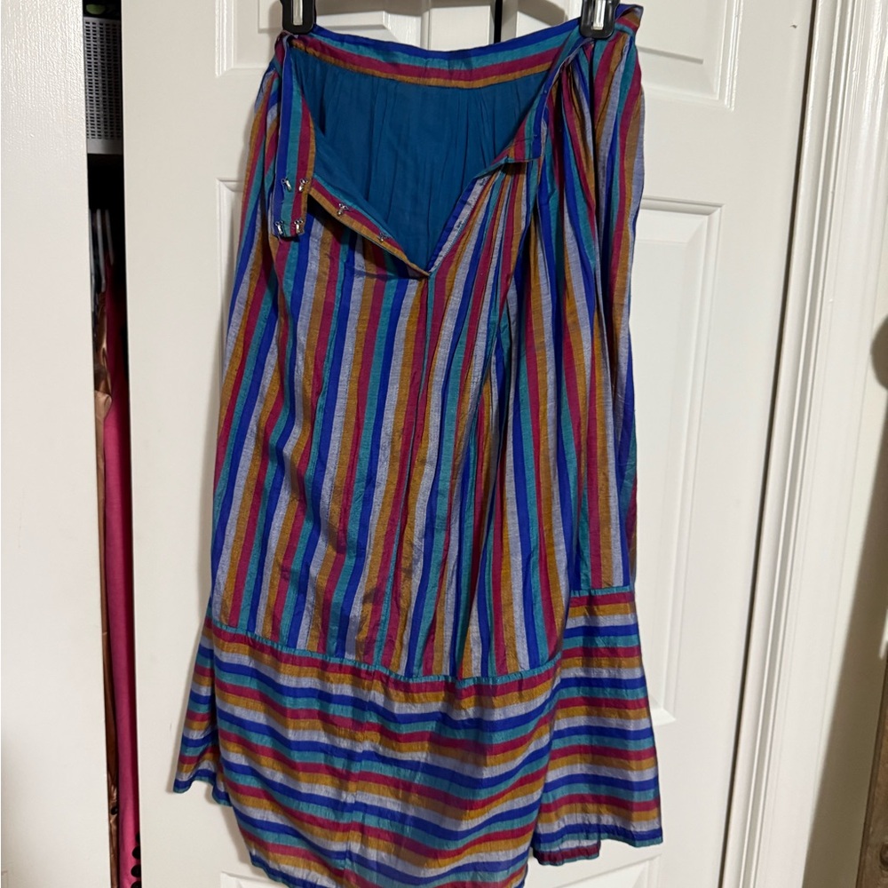 Early 70’s royal silk rainbow reflective poodle skirt - Picture 5 of 9